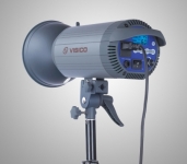 Вспышка студийная Visico VC-600HS с рефлектором